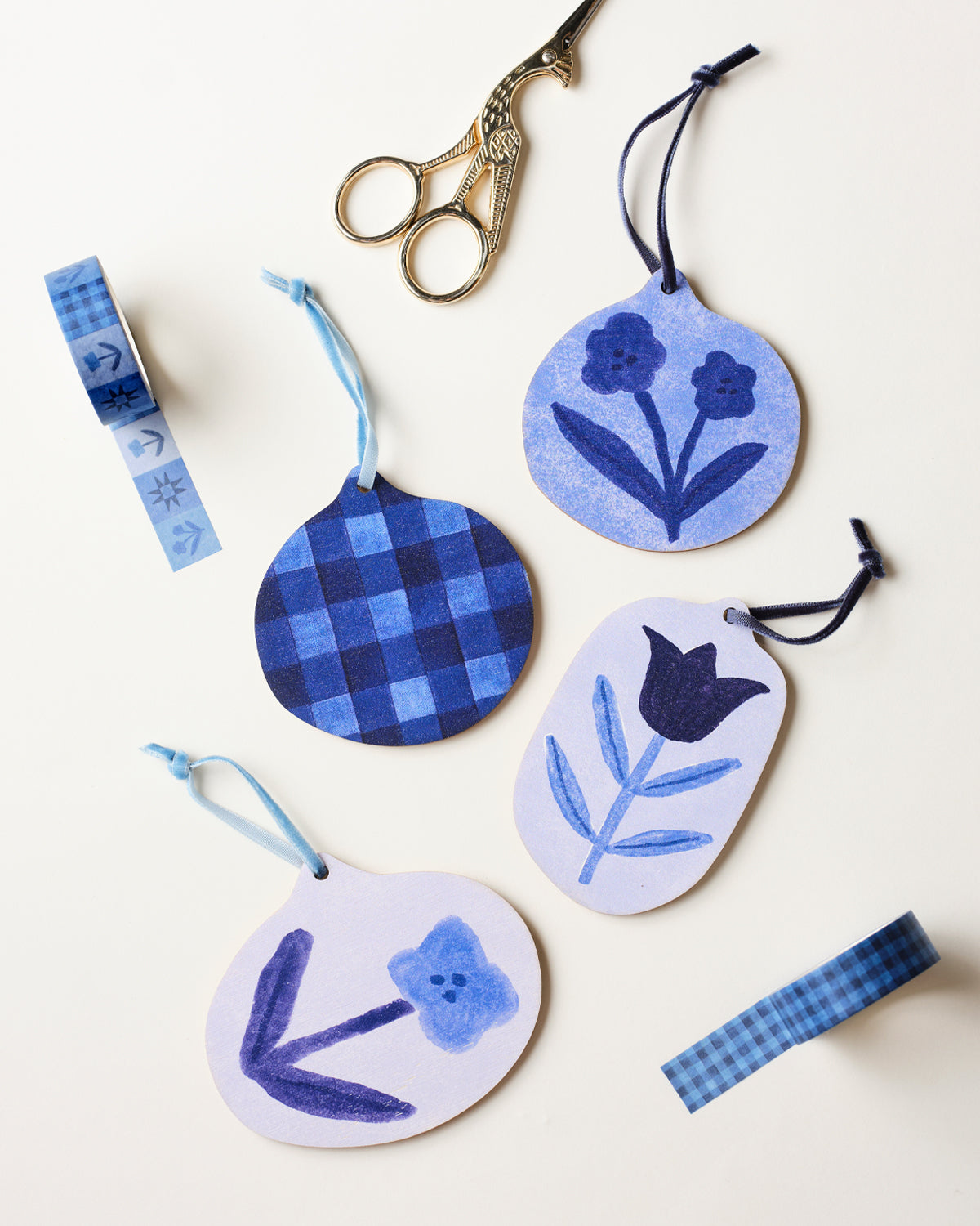 Floral Blue Wooden Hanging Decoration 2