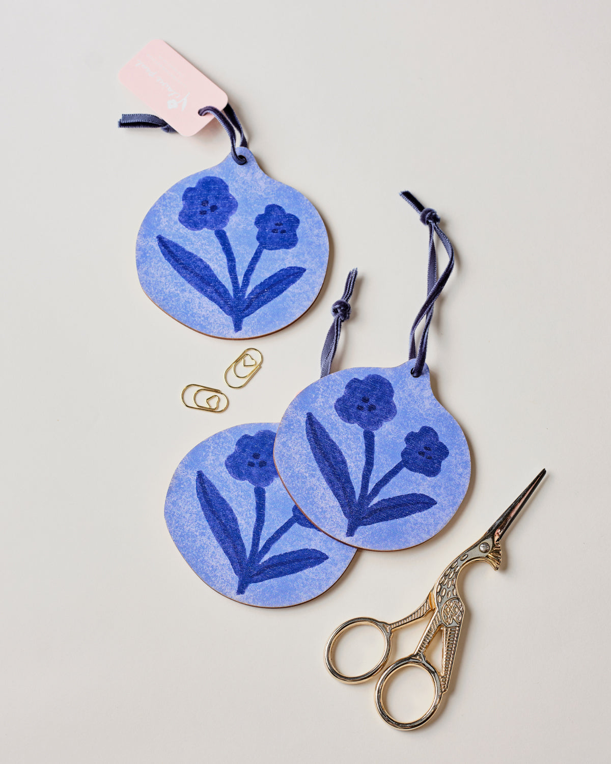 Floral Blue Wooden Hanging Decoration 3